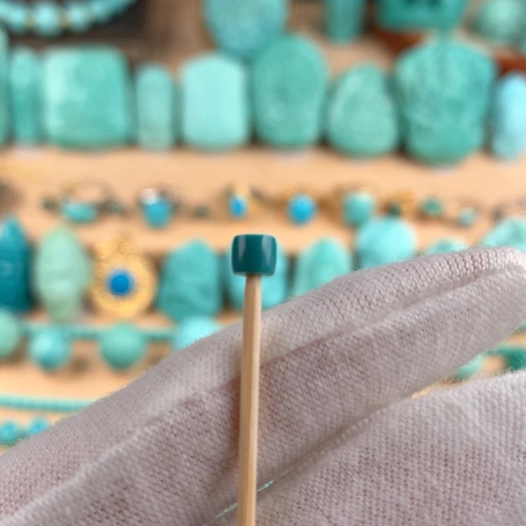 绿松石未镶嵌配珠卡4.5