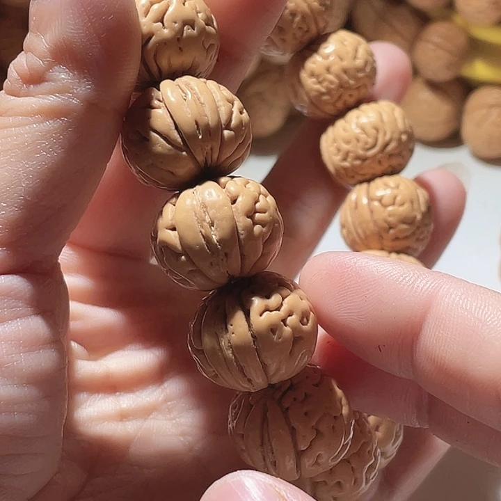 叶***秋桃核吊坠桃核手串金鱼肚47