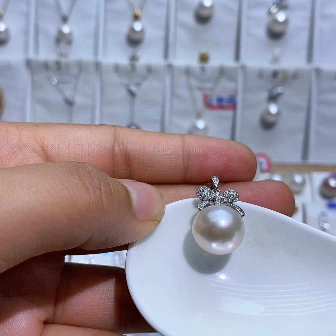 吊坠(赠链)银S925镶嵌淡水珍珠