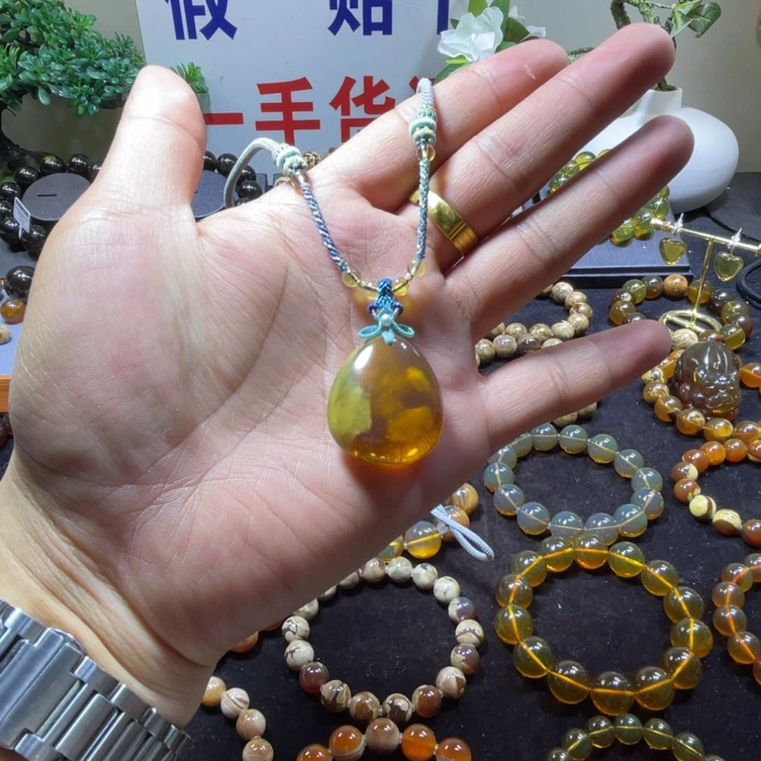 未镶嵌吊坠(赠链)琥珀缅甸琥珀白蜡溶洞吊坠