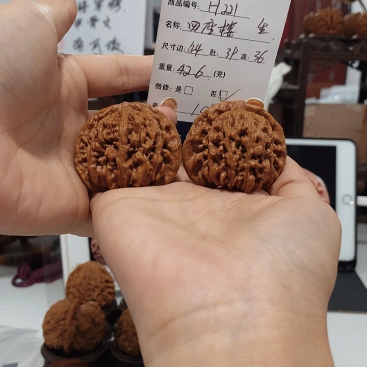 可***子把件文玩核桃四座楼，221.44尺