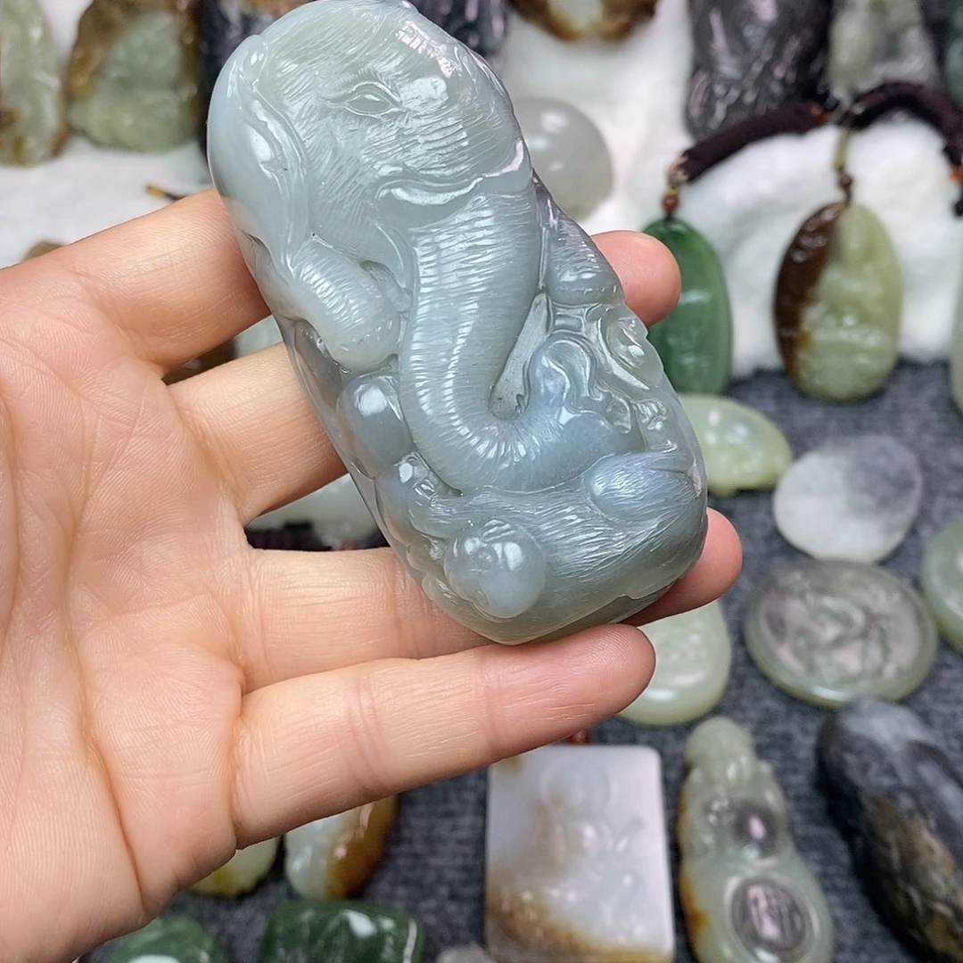 和田玉未镶嵌颈饰