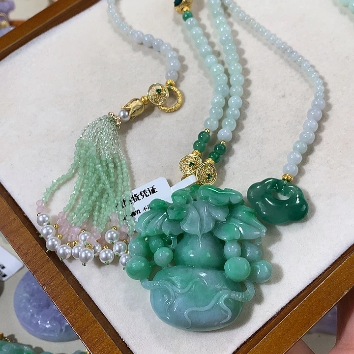 颈饰未镶嵌翡翠翡翠吊坠