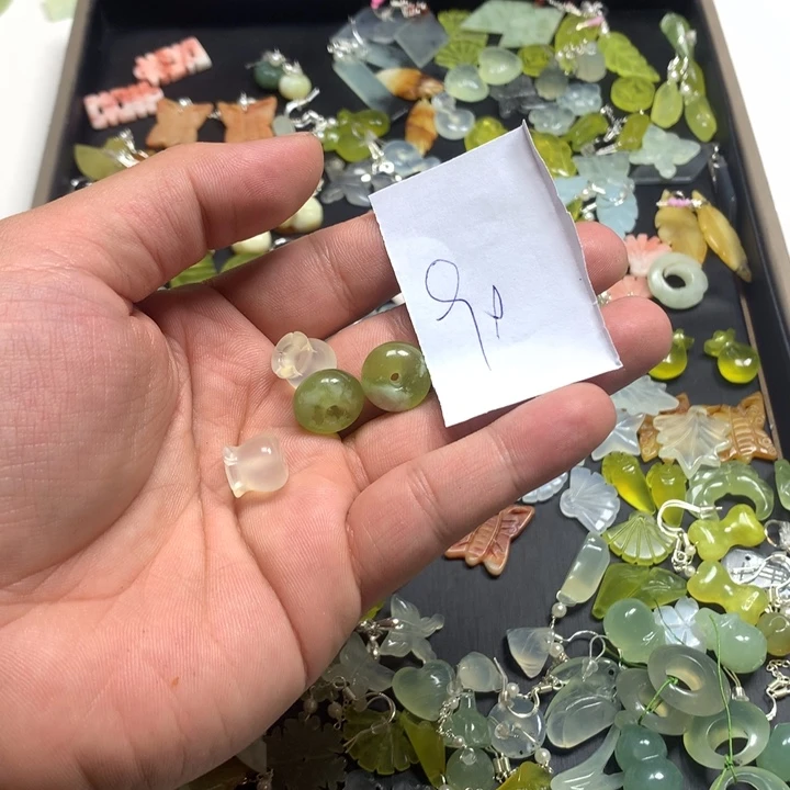 蛇纹石玉耳钉足银镀金镶嵌家**子