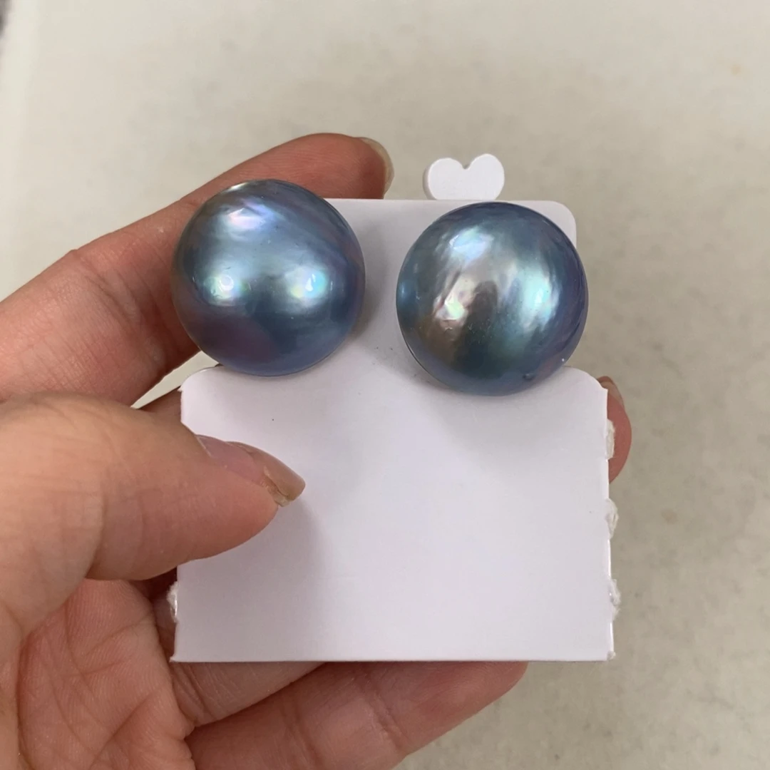 耳饰拼合珍珠（马贝珠）18K金镶嵌