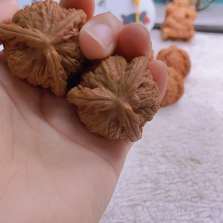 把件文玩核桃燓*天三棱