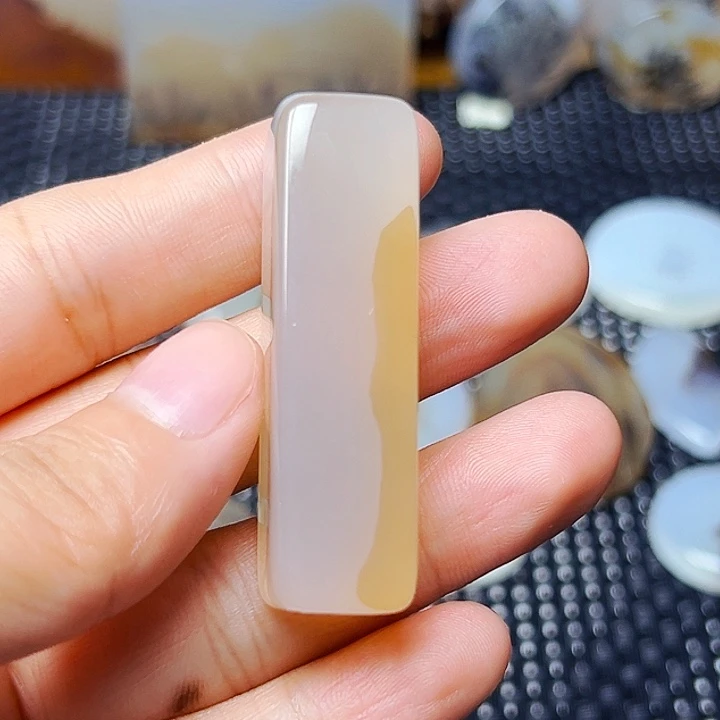 玛瑙/玉髓未镶嵌珠宝半成品