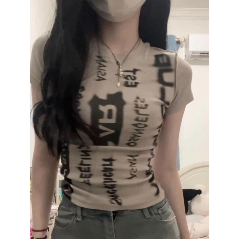 美式复古短袖T恤女夏季新款紧身字母印花修身小众辣妹风短款上衣