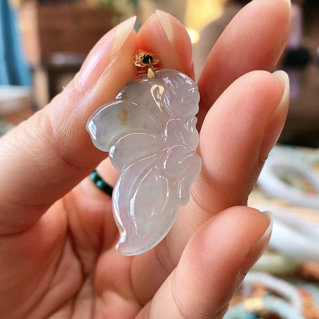 翡翠颈饰18K金镶嵌翡翠挂件