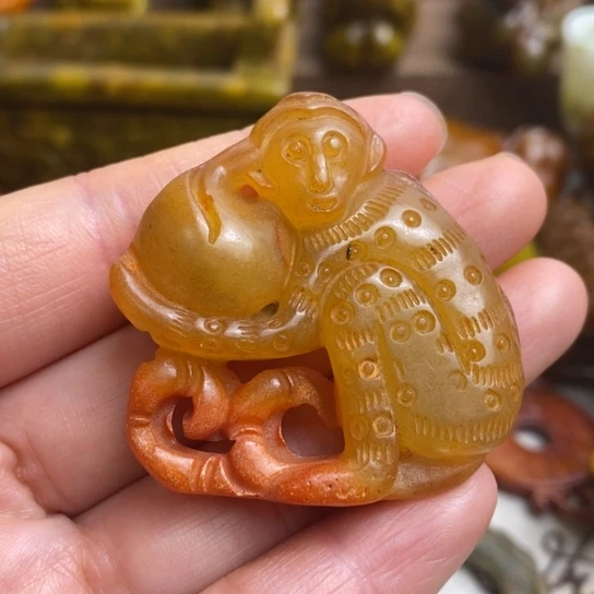 蛇纹石玉未镶嵌颈饰115