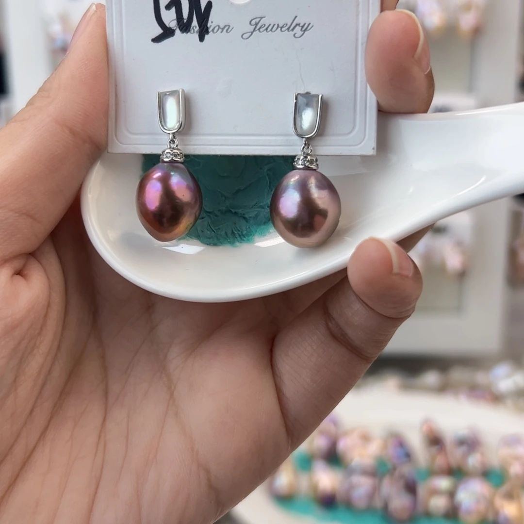 淡水珍珠耳饰未镶嵌