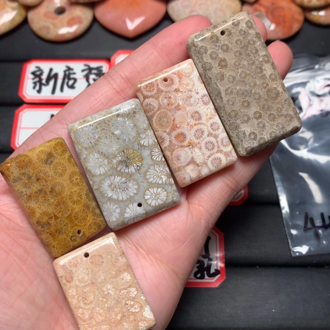 【闪购商品】硅化玉颈饰未镶嵌旧**雨