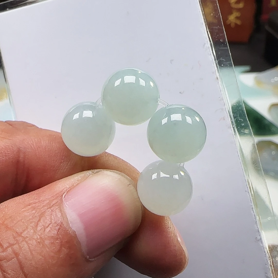 定制翡翠未镶嵌翡翠300一个