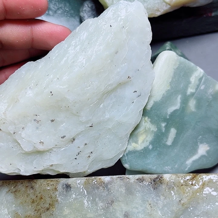 和田玉珠宝奇石未镶嵌