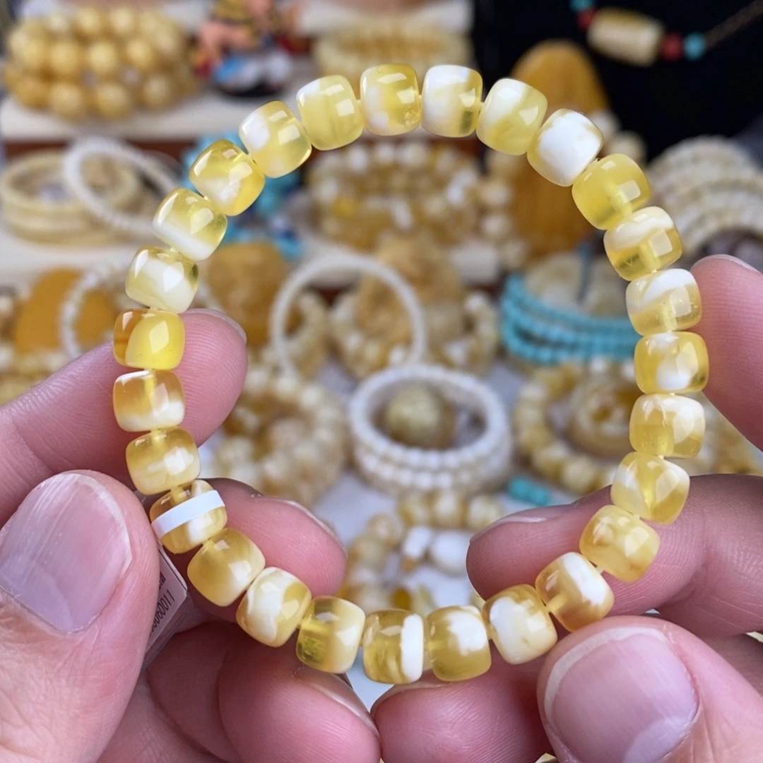 蜜蜡未镶嵌手链金瓷白妖花8mm