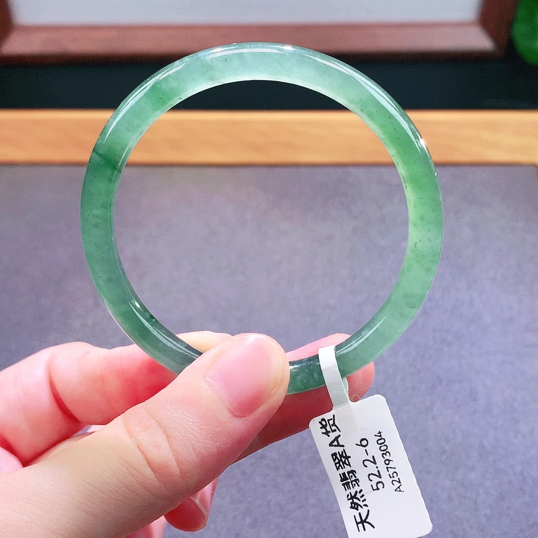 未镶嵌手镯翡翠天然翡翠