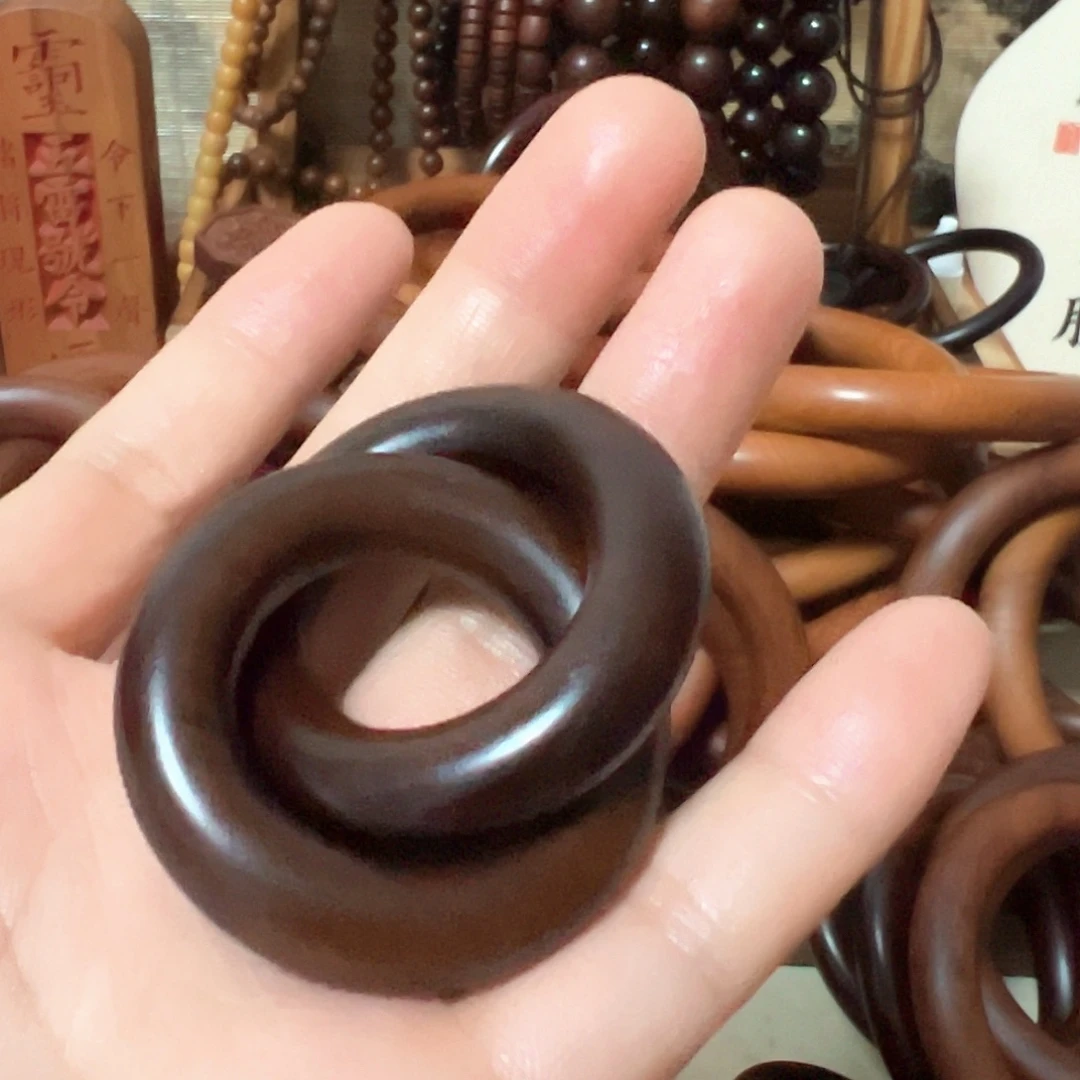 永***宁2.5内径枣木玉化乾坤圈