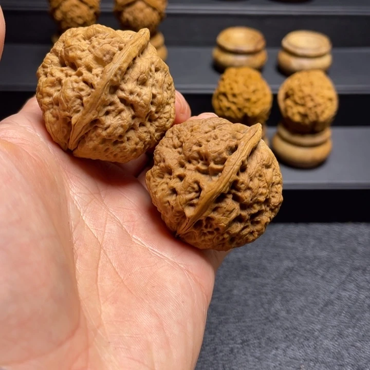 文玩核桃吊坠F盘古疙瘩包42