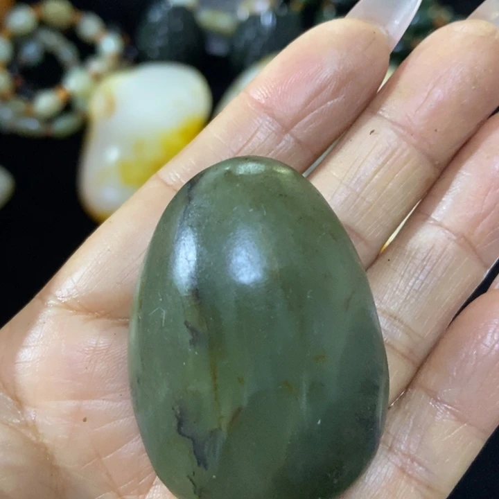 和田玉（糖玉）未镶嵌挂件