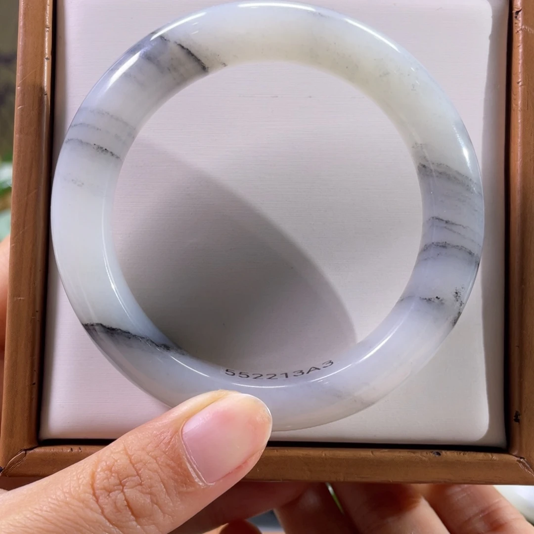 和田玉未镶嵌手镯55圈