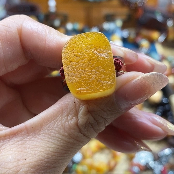 未镶嵌蜜蜡戒指戒指