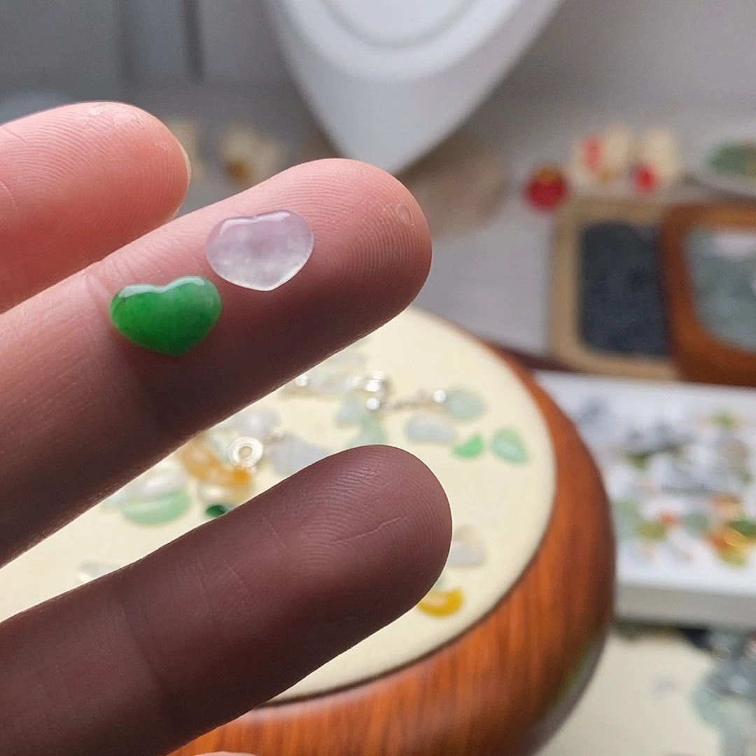 翡翠戒指未镶嵌一****流苏