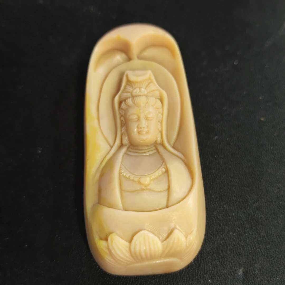 猛犸约28克雕刻件AF564