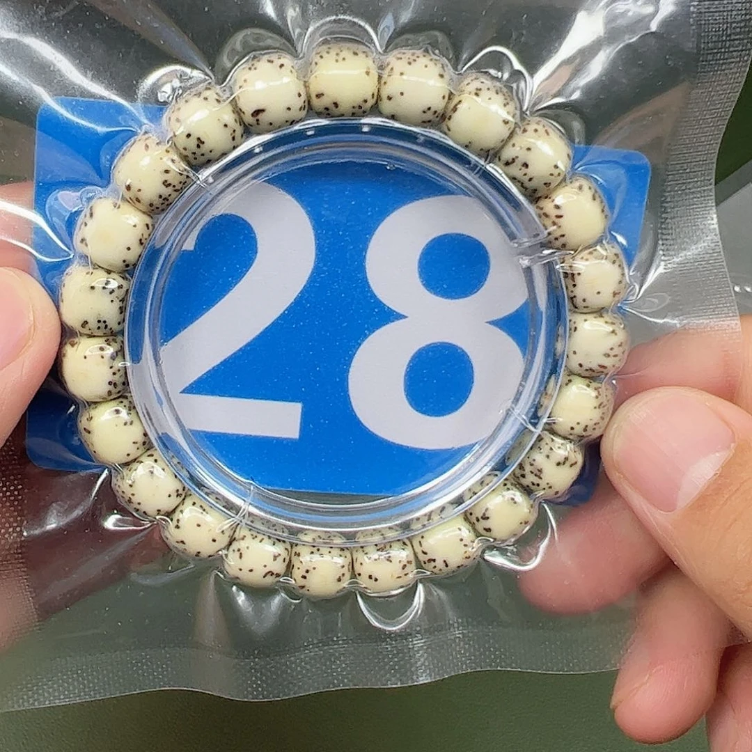 星月菩提吊坠10河豚单圈。  28