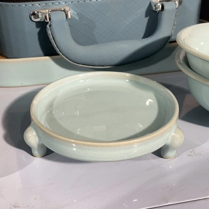 微瑕汝瓷茶餐盘啦啦啦啦