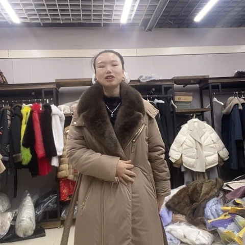 好看好看一点衣服好看