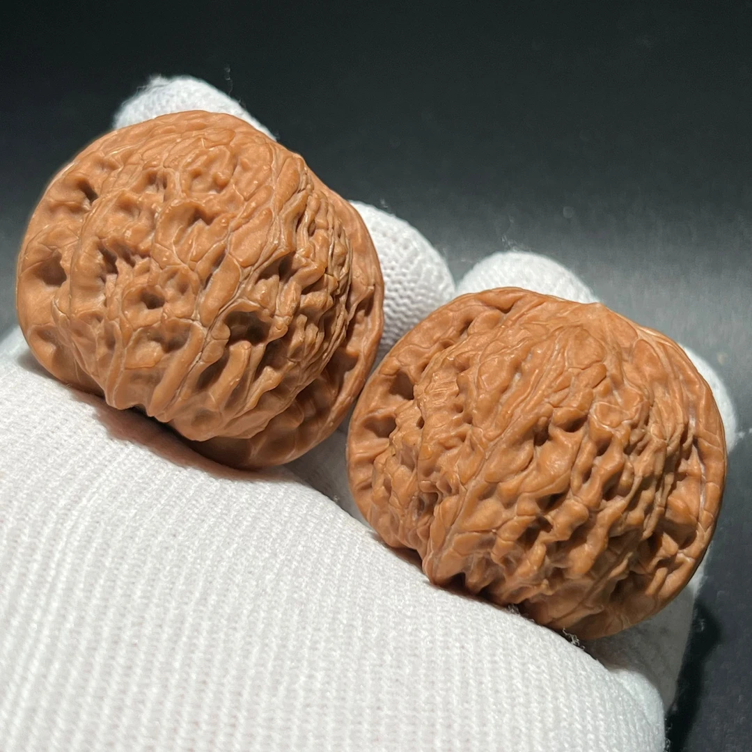 文玩核桃全品山地正磨边41高33肚39红皮【70】