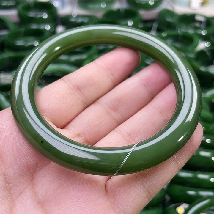 未镶嵌手镯和田玉（碧玉）