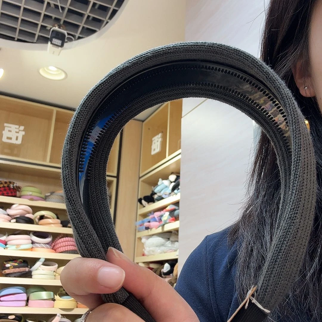 布艺铁合金默认微瑕特价不退换