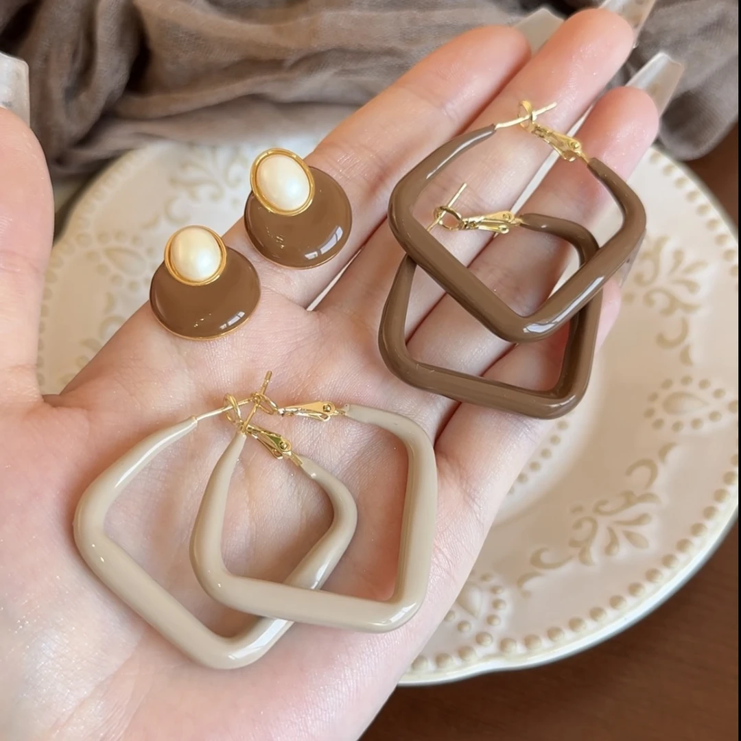 锌合金仿珍珠耳饰 ins秋冬美拉德时尚耳环女几何高级感耳饰