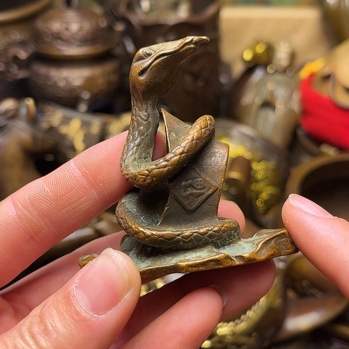 精美铜器批发档口