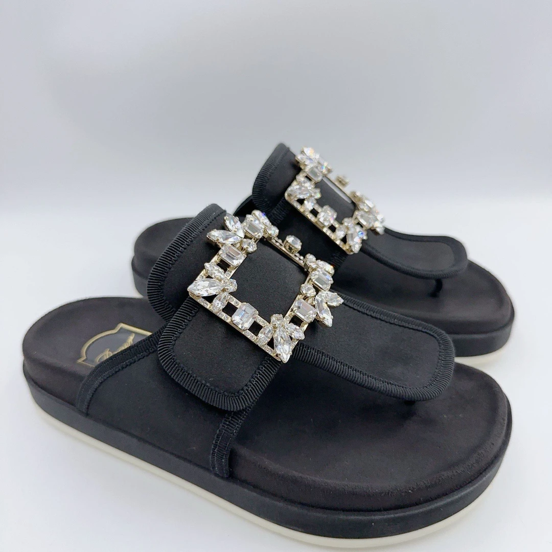 99新 Roger Vivier/罗杰·维威耶 35码/水钻人字拖/01653