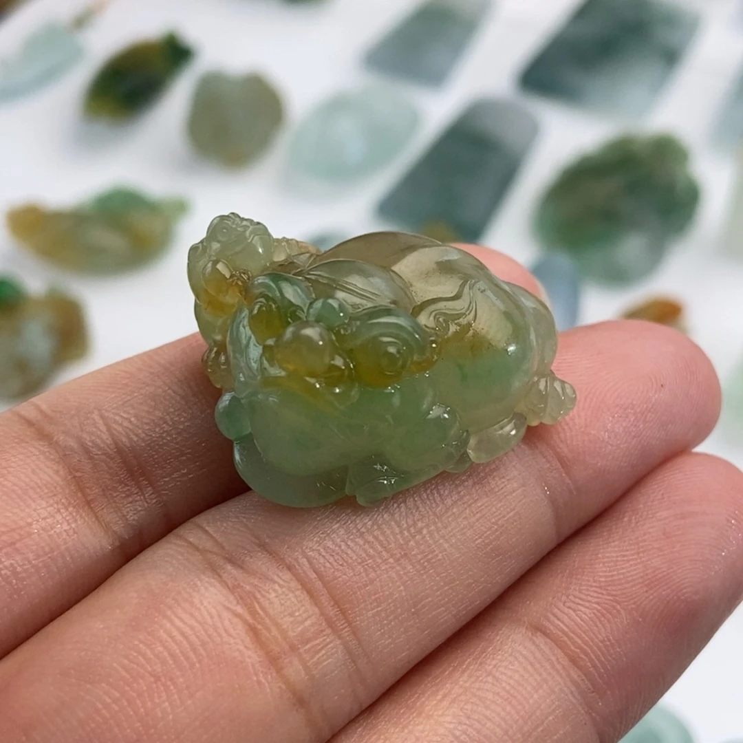 赢***择未镶嵌定制翡翠1235689069