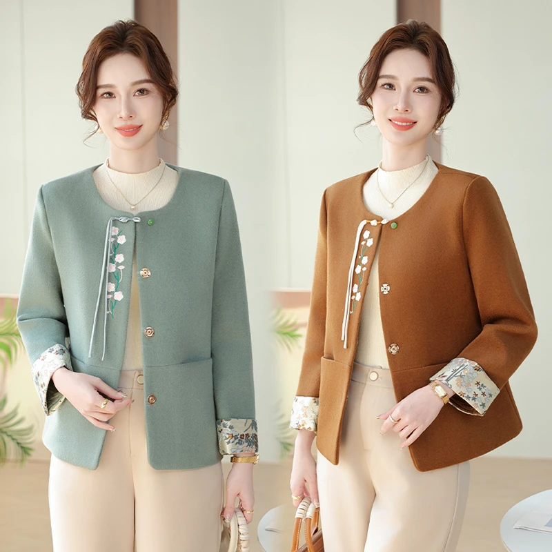 2025春秋冬装新款时尚百搭气质小香风毛呢短外套中老年妈妈款女装