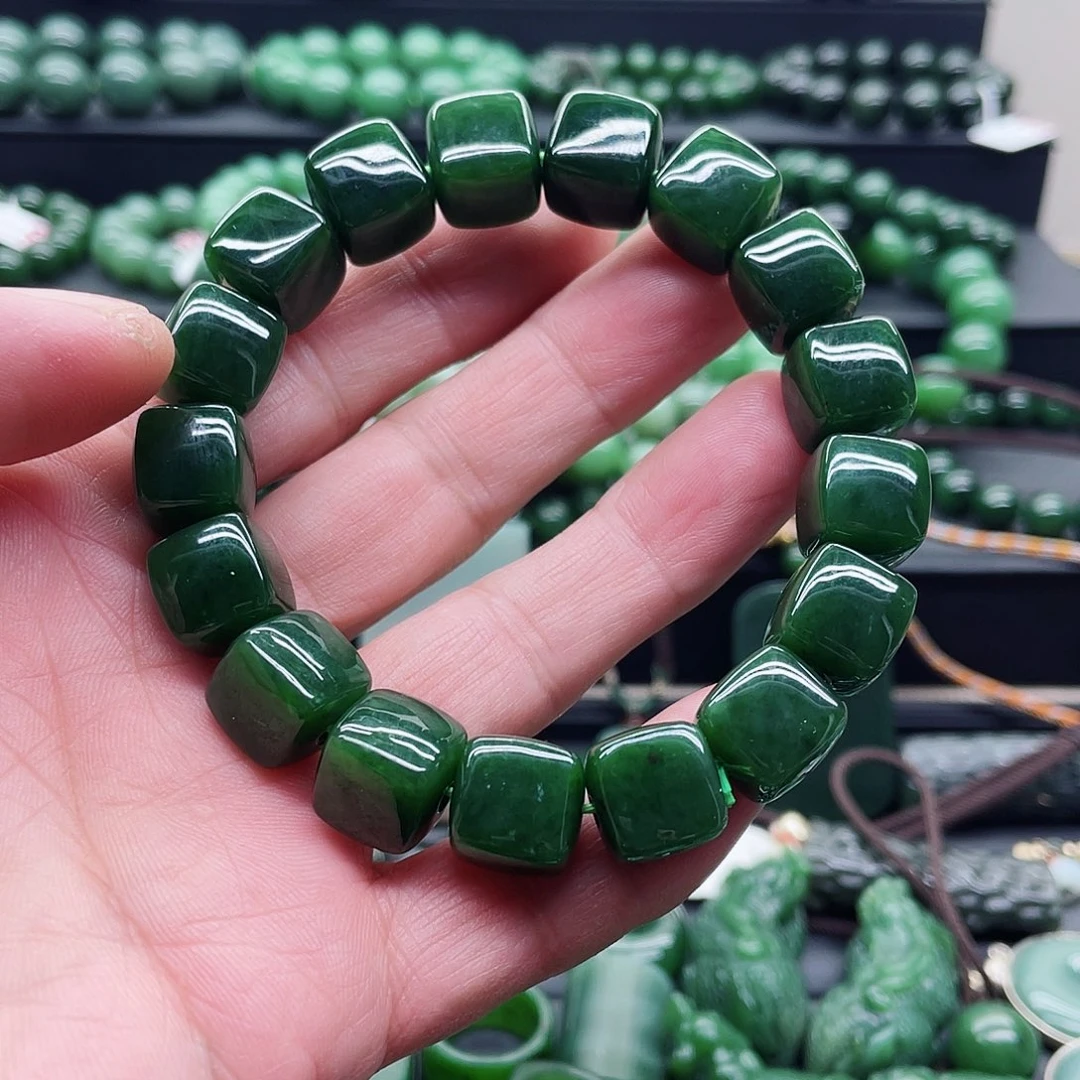 和田玉（碧玉）未镶嵌手链