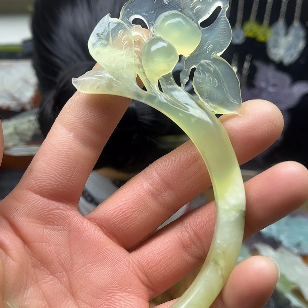 蛇纹石玉未镶嵌岫玉