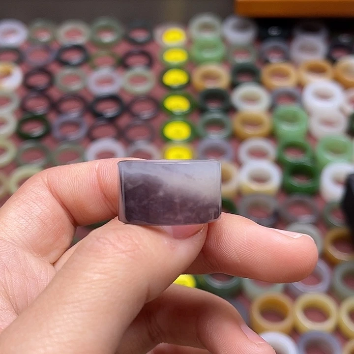 和田玉戒指未镶嵌17.4 薰衣草紫 无鉴赏