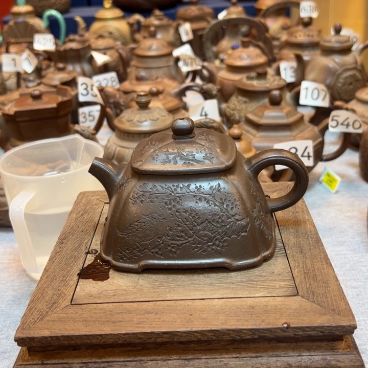 紫砂壶等艺术精品