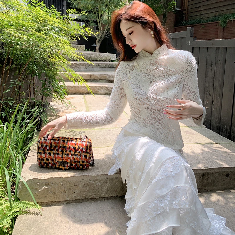 余潇潇【江南美人胚】新中式盘扣复古镂空衬衫羊毛混纺上衣