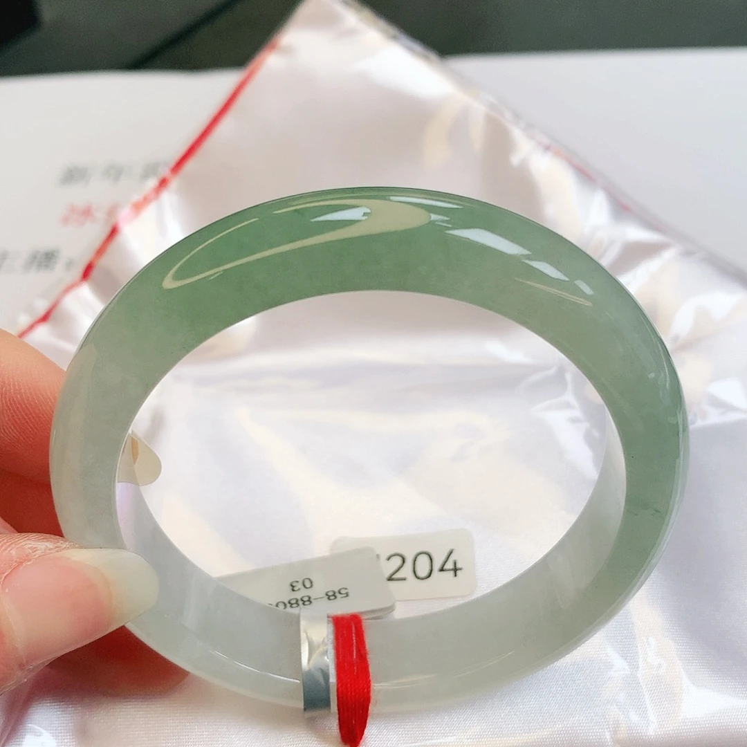 【闪购商品】翡翠手镯未镶嵌缅甸天然a货翡翠