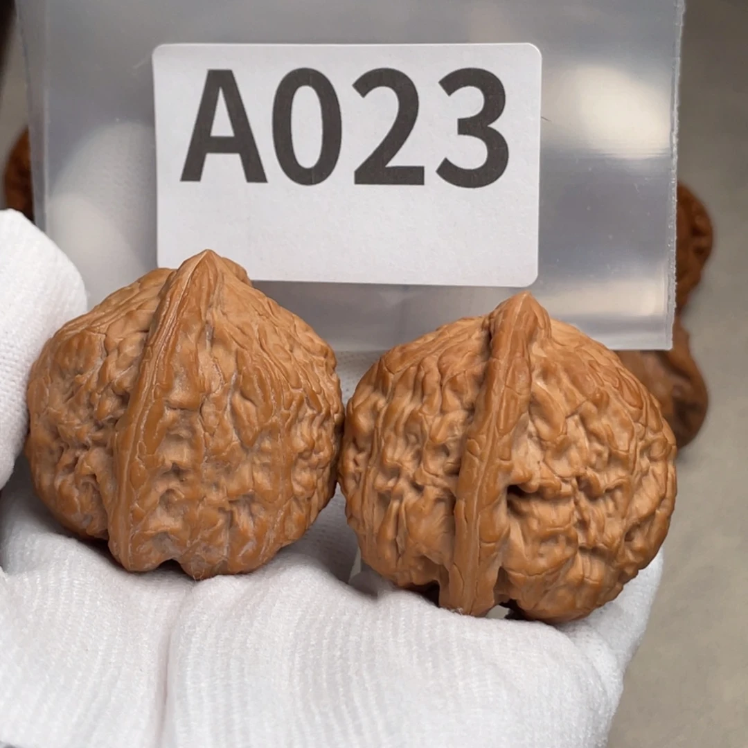 文玩核桃把件金钱豹