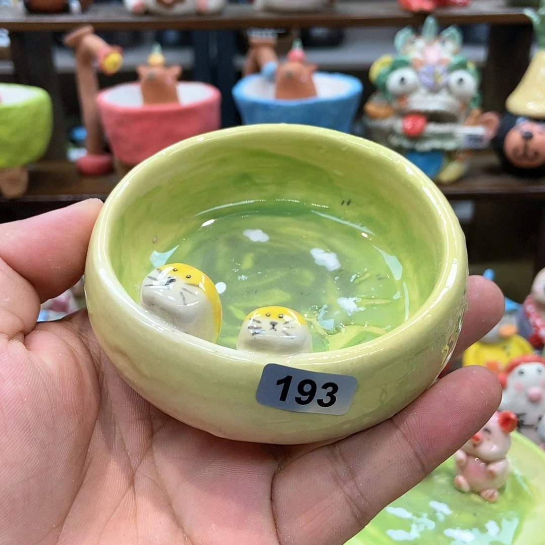 摆件直播间手工抽象陶瓷摆件193