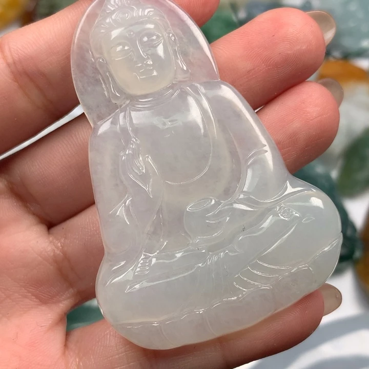翡翠未镶嵌颈饰牛*翡翠