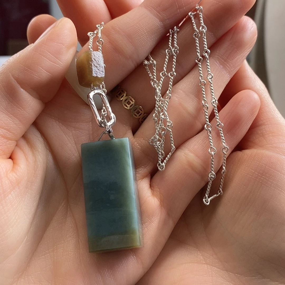 颈饰未镶嵌和田玉