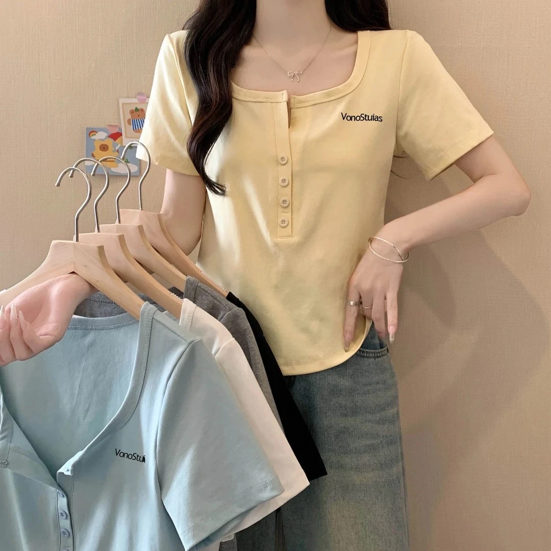 大码胖mm夏装新款设计感欧若风简约百搭刺绣字母半开领短袖T恤女