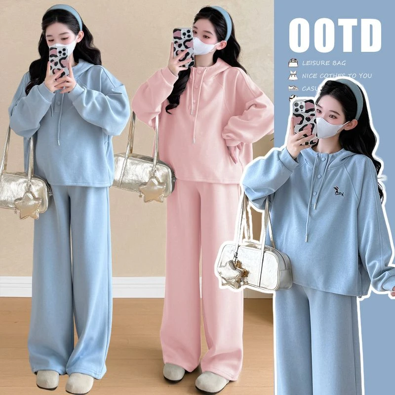 秋季新款韩版休闲减龄连帽卫衣搭配抽绳猪鼻扣阔腿裤孕妇两件套